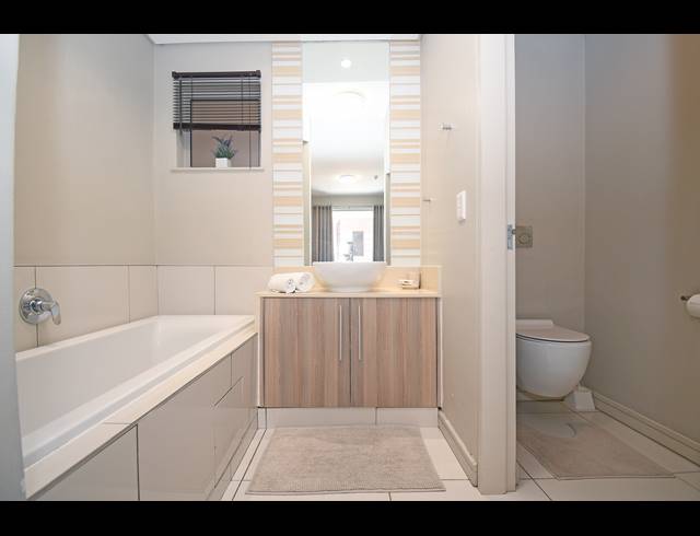 2 BEDROOM APARTMENT FOR SALE IN ROSEBANK